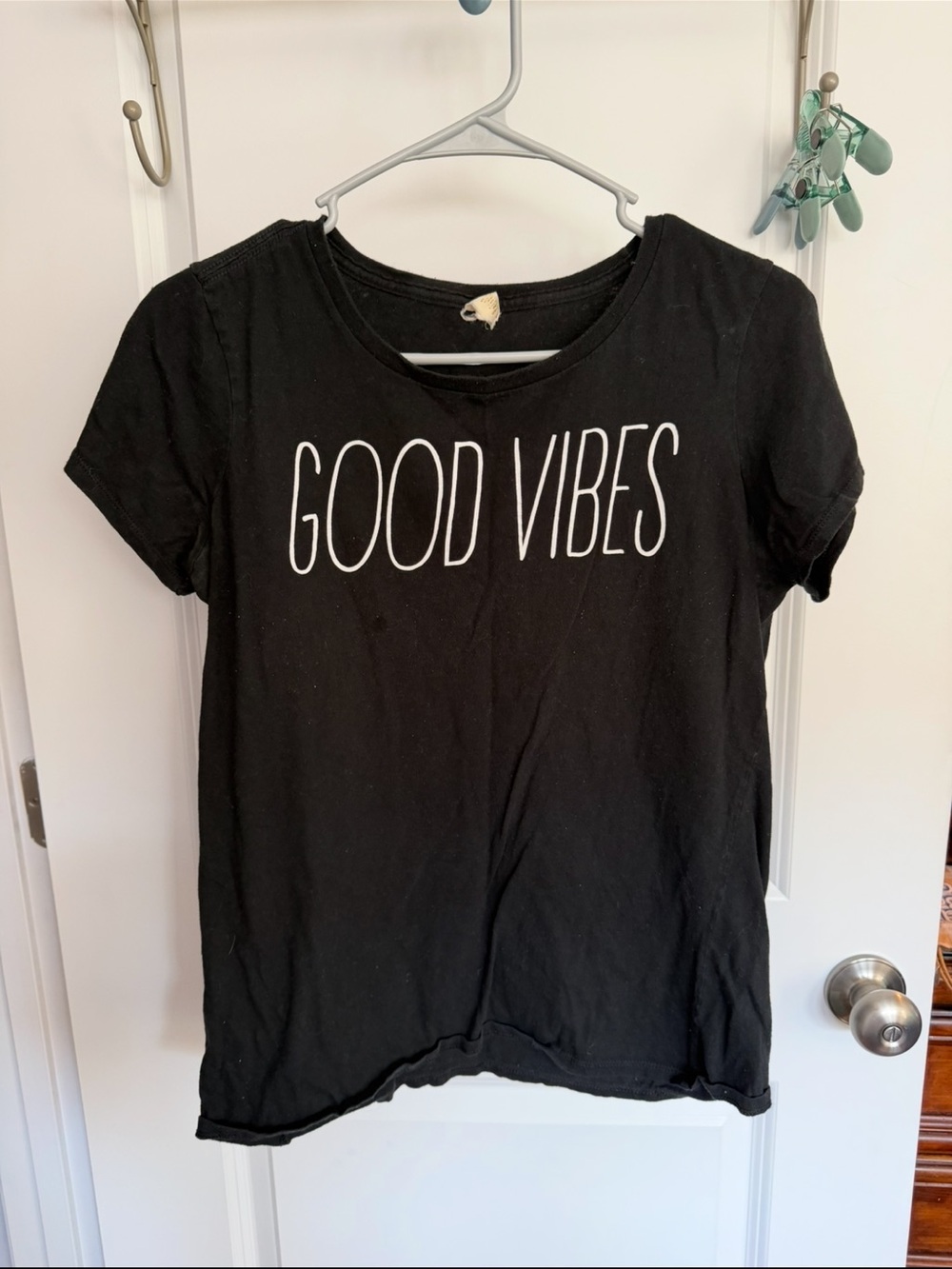 Rae Dunn Black 'Good Vibes' Short Sleeve Tee